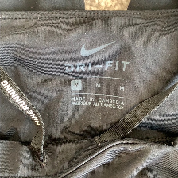 Nike Dri fit Capri - Picture 2 of 3